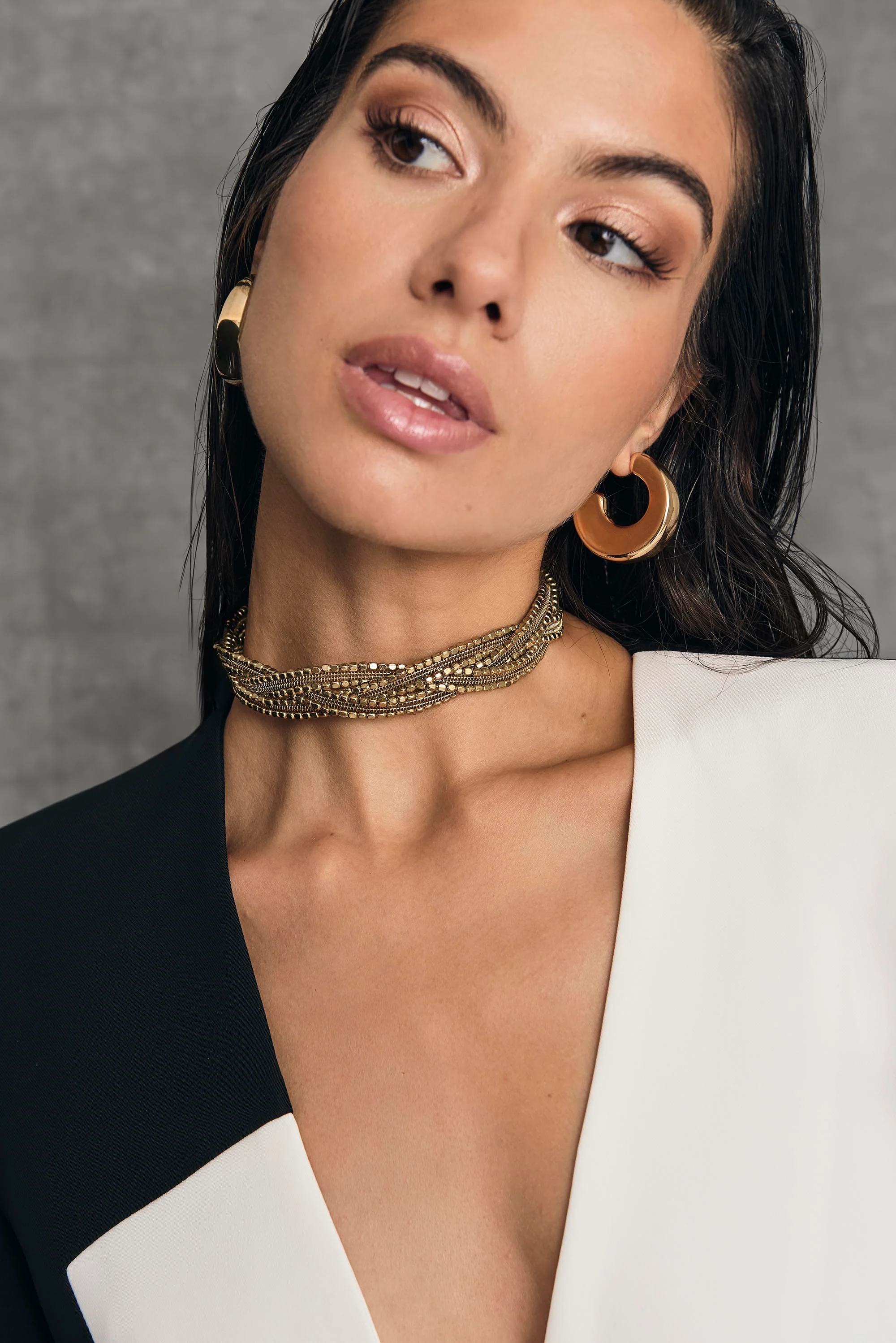 Blazer Gales Blanca y Negra - Image 3